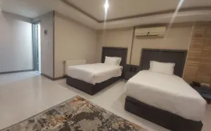 خانه مسافر دلگشا شیراز - اتاق 2 تخته (2 تخت 1 نفره)