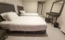 خانه مسافر دلگشا شیراز - اتاق 2 تخته (2 تخت 1 نفره)