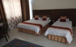 هتل سیمرغ کیش - اتاق 3 تخته (1 تخت 2 نفره 1 تخت 1 نفره)