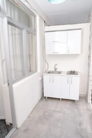 مهمانپذیر ترنج تهران - آشپزخانه