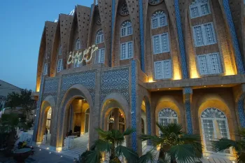 هتل چهارباغ اصفهان - نمای بیرونی