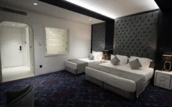 هتل چهارباغ اصفهان - اتاق 3 تخته (1 تخت 2 نفره 1 تخت 1 نفره)