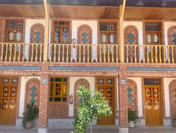 هتل سنتی تخت جمشید تهران - نمای بیرونی