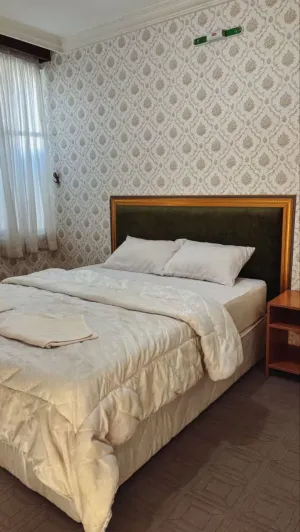 هتل آپارتمان آلما مشهد - اتاق ۲ تخته (۱ تخت ۲ نفره)