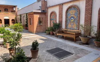 هتل سنتی تخت جمشید تهران - نمای محوطه