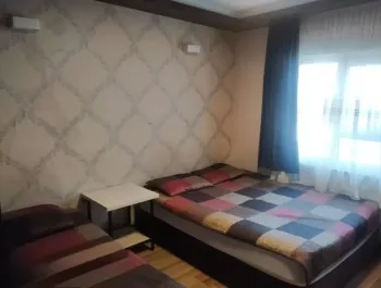 مهمانپذیر خانواده تهران - اتاق 3 تخته (1 تخت 2 نفره و 1 تخت 1 نفره)