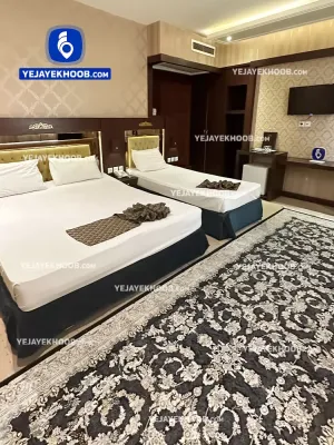 هتل ذاکر مشهد - اتاق ۳ تخته (۱ تخت ۲ نفره و ۱ تخت ۱ نفره)