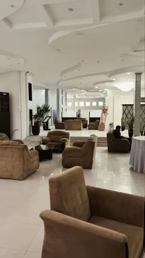 هتل آپارتمان آلما مشهد - لابی