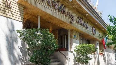 هتل البرز تهران - نمای بیرونی