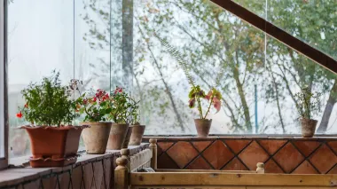 هتل ایرانگردی جهانگردی میگون تهران - نمای تراس