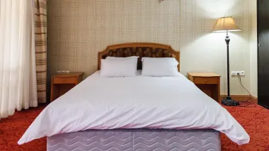 هتل ایرانگردی جهانگردی میگون تهران - اتاق 2 تخته (1 تخت 2 نفره)