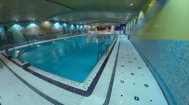 هتل بزرگ فردوسی تهران - استخر