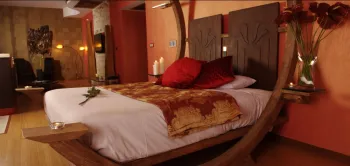 هتل بزرگ فردوسی تهران - اتاق 2 تخته (1 تخت 2 نفره)