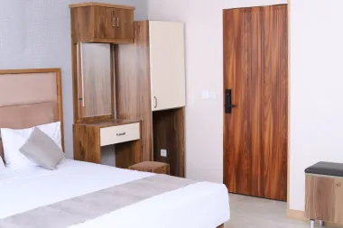 هتل پارادایس تهران - اتاق 2 تخته (1 تخت 2 نفره)