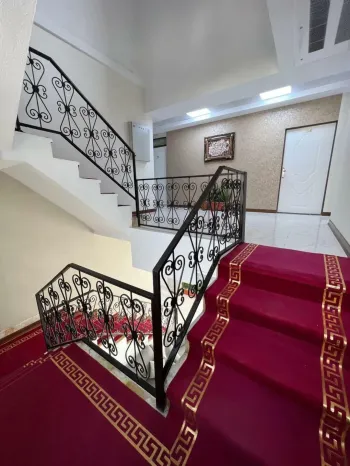 هتل ترن تهران - راه پله