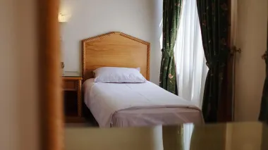 هتل رزیدانس رودکی تهران - اتاق 1 تخته (1 تخت 1 نفره)