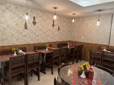 هتل آپارتمان تائب شیراز - رستوران