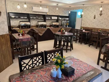 هتل آپارتمان تائب شیراز - رستوزان