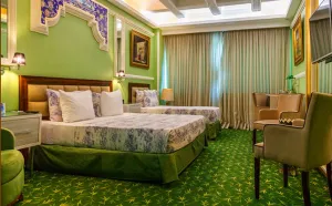 هتل نیلو تهران - اتاق 3 تخته (1 تخت 2 نفره و 1 تخت 1 نفره)