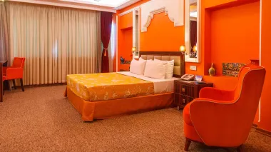 هتل نیلو تهران - اتاق 2 تخته (1 تخت 2 نفره)