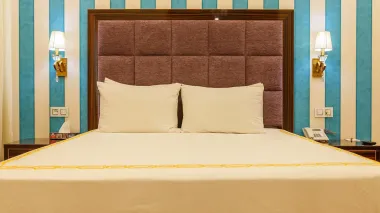 هتل نیلو تهران - اتاق 2 تخته (1 تخت 2 نفره)