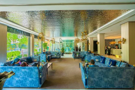 هتل هویزه تهران - لابی