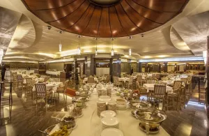 هتل هویزه تهران - رستوران