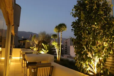 هتل آپارتمان طوبی تهران - روف گاردن