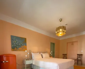 بوتیک هتل پاسیو شیراز - اتاق 2 تخته (1 تخت 2 نفره)