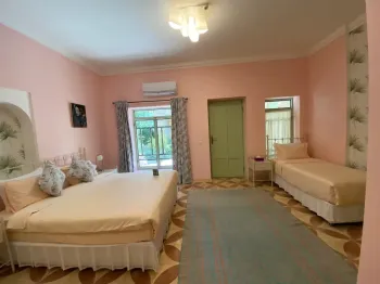 بوتیک هتل پاسیو شیراز - اتاق 3 تخته (1 تخت 2 نفره 1 تخت 1 نفره)