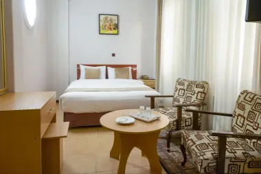 هتل آرمان تهران - اتاق 2 تخته (1 تخت 2 نفره)