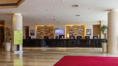 هتل پارسیان آزادی تهران - پذیرش