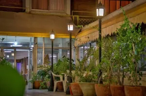 هتل خیام تهران - نمای محوطه