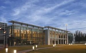 هتل امیر کبیر شیراز - نمای بیرونی 