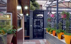 هتل آپارتمان خلیج تهران - نمای بیرونی