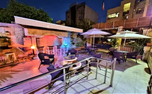 هتل آپارتمان کیمیا (پارسی) تهران - نمای محوطه