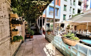 هتل آپارتمان کیمیا (پارسی) تهران - نمای محوطه