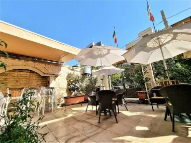 هتل آپارتمان کیمیا (پارسی) تهران - نمای محوطه