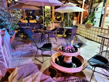 هتل آپارتمان کیمیا (پارسی) تهران - نمای محوطه