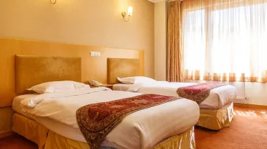 هتل ساینا تهران - اتاق 2 تخته (2 تخت 1 نفره)