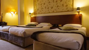 هتل مارلیک تهران - اتاق 3 تخته (3 تخت 1 نفره)