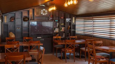 هتل تاوریژ تهران - کافی شاپ