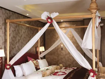 هتل بزرگ تهران - اتاق 2 تخته (1 تخت 2 نفره)