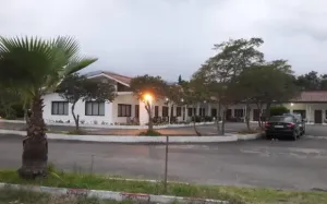 متل پارسیان رامسر - نمای بیرونی 