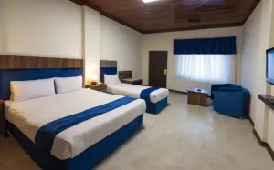 متل پارسیان رامسر - اتاق 3 تخته (1 تخت 2 نفره 1 تخت 1 نفره)