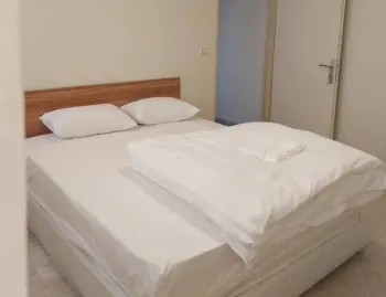 هتل آپارتمان آتلانتیس تهران - اتاق 2 تخته (1 تخت 2 نفره)