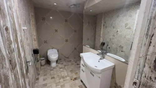 خانه مسافر دلمون رامسر - سرویس بهداشتی و حمام