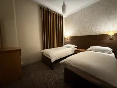 هتل آپارتمان لیماک تهران - اتاق 2 تخته (2 تخت 1 نفره)