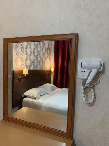 هتل آپارتمان لیماک تهران - اتاق 2 تخته (1 تخت 2 نفره)