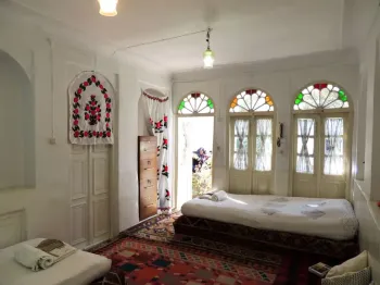 اقامتگاه بومگردی حوضک اصفهان - نمای اتاق